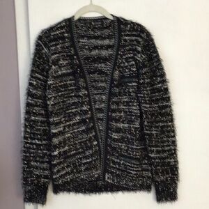 Sisters cardigan
